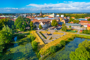 Flygfoto över Kristianstad bastion i Sverige